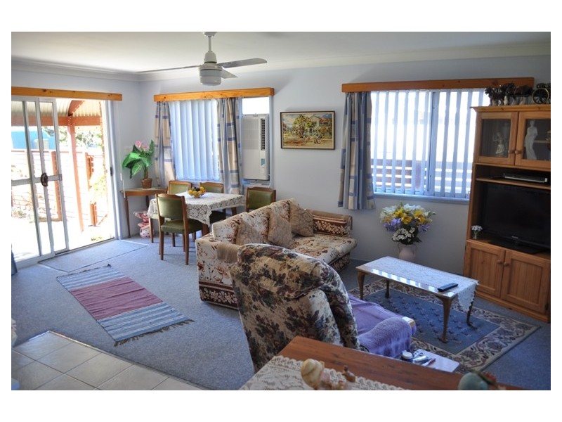 2/158 Yamba Rd, Yamba NSW 2464