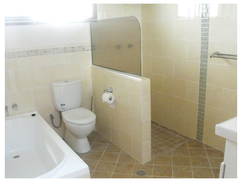 128 Lakes Blvd, Wooloweyah NSW 2464