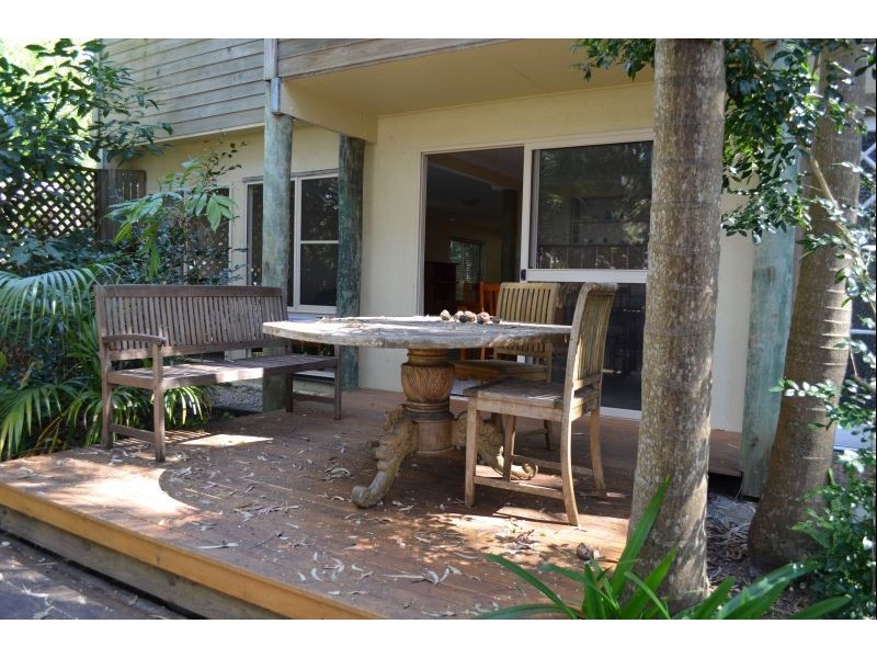 24 Young St, Wooloweyah NSW 2464