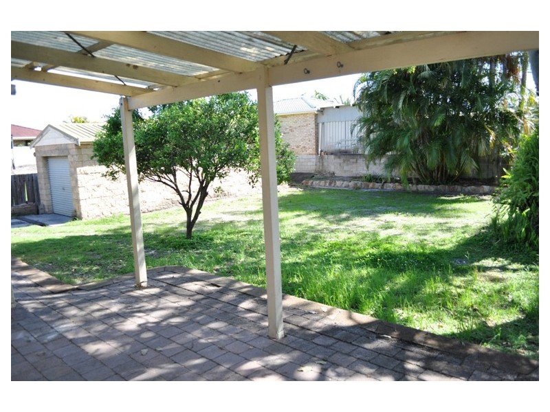 25 Shores Dr, Yamba NSW 2464