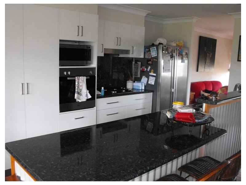 8 Buccaneers Ct, Yamba NSW 2464