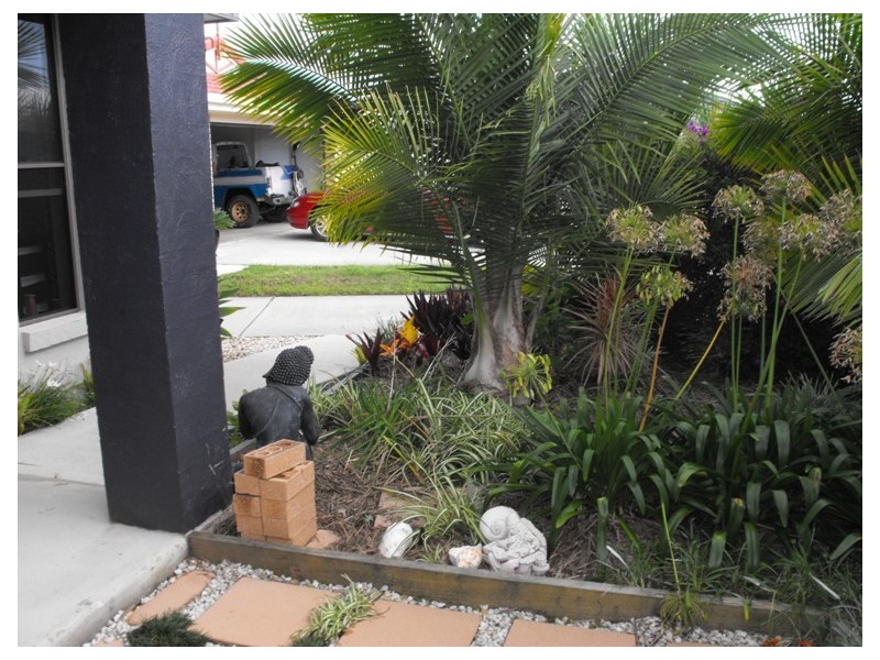 8 Buccaneers Ct, Yamba NSW 2464