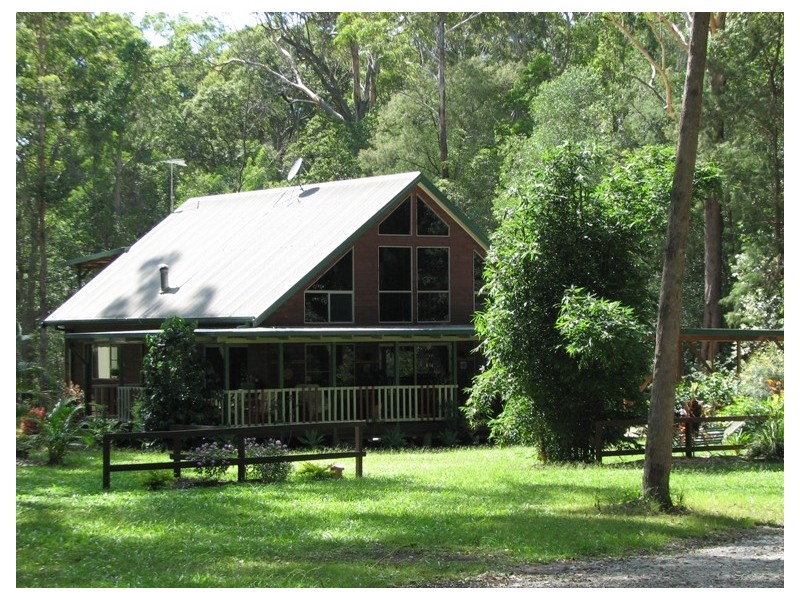 10 West Street, Woombah NSW 2469