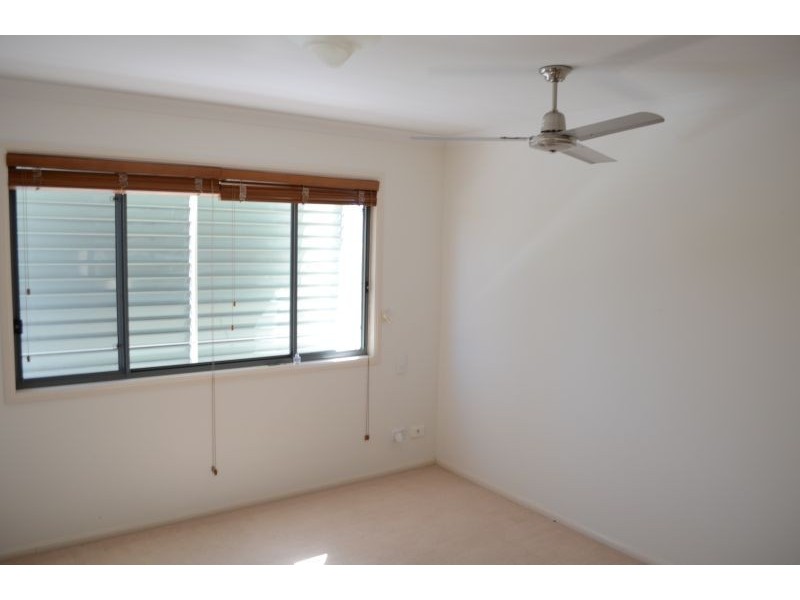 1/ 42 Beachside way, Yamba NSW 2464