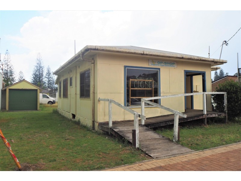 17 Coldstream Street, Yamba NSW 2464