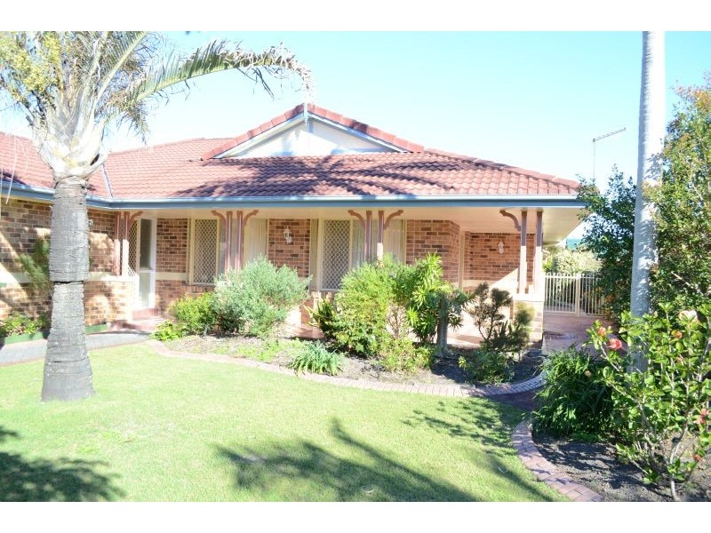 10 Gumnut Road, Yamba NSW 2464