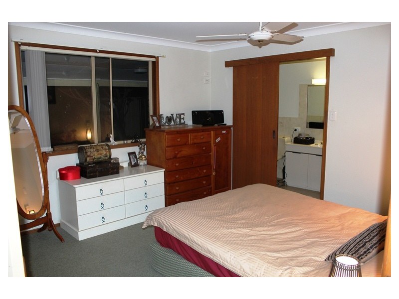 24 Coonawarra Court, Yamba NSW 2464