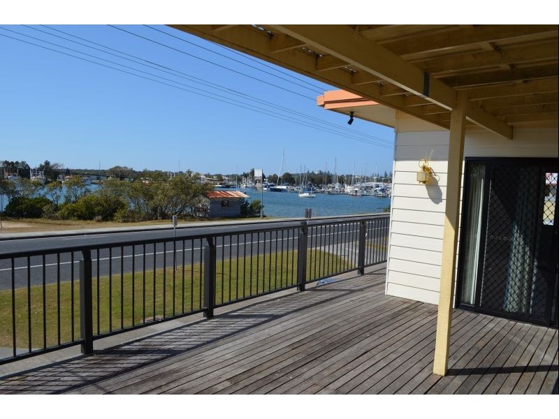 72 Yamba Road, Yamba NSW 2464