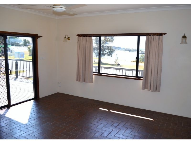 72 Yamba Road, Yamba NSW 2464