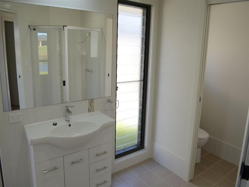 5 Barellan Avenue, Yamba NSW 2464