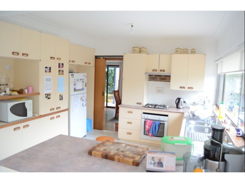 100 Lakes Blvd, Wooloweyah NSW 2464