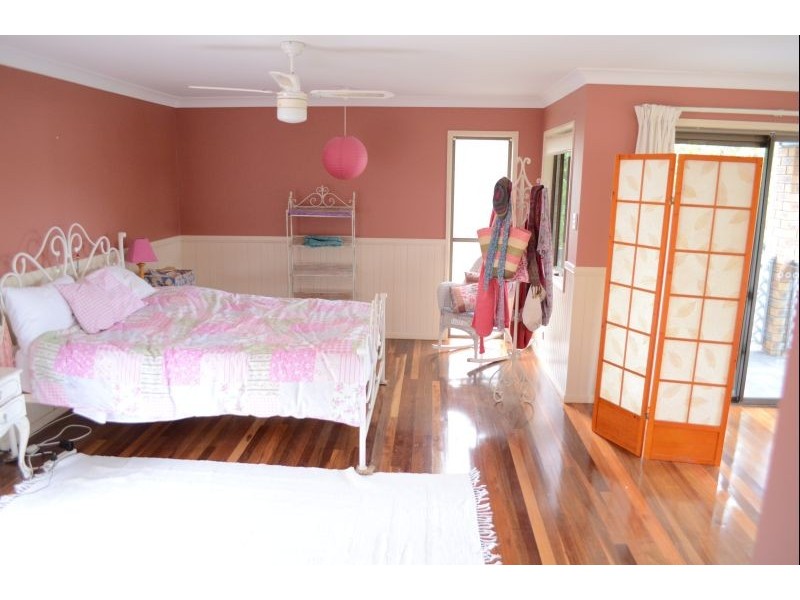 100 Lakes Blvd, Wooloweyah NSW 2464