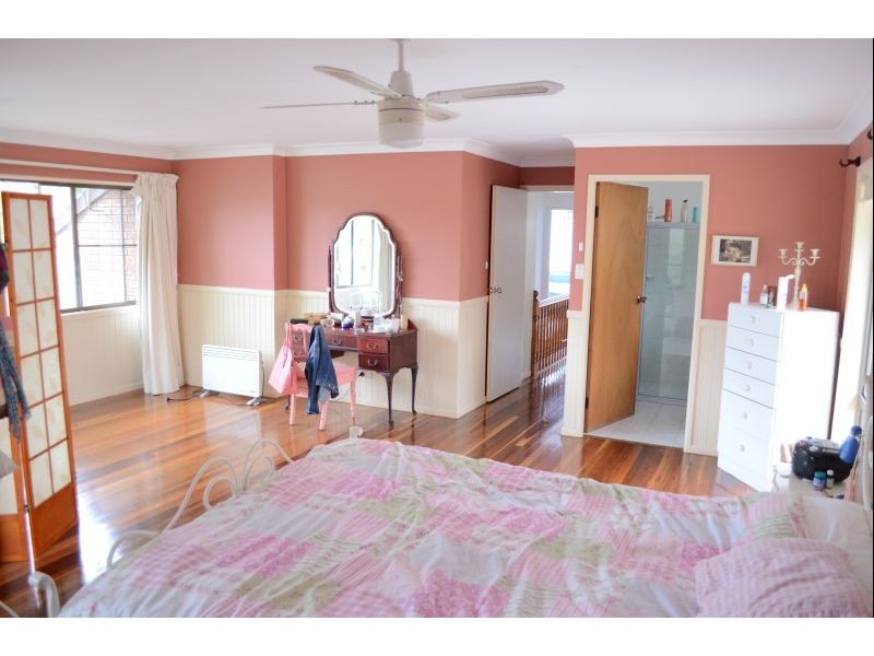 100 Lakes Blvd, Wooloweyah NSW 2464