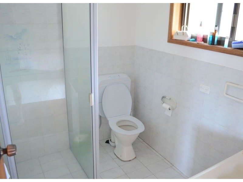 100 Lakes Blvd, Wooloweyah NSW 2464