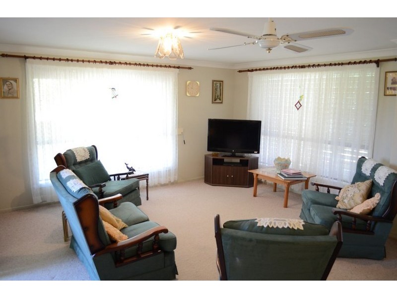 2 Palm Terrace, Yamba NSW 2464
