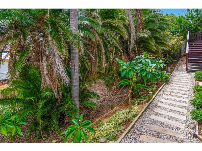 15 Link Street, Yamba NSW 2464