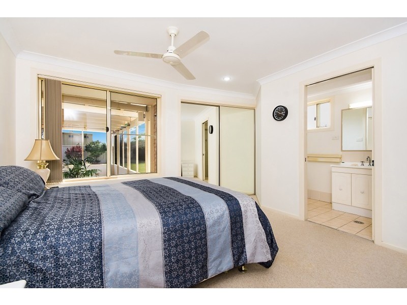 40 Harold Tory Drive, Yamba NSW 2464