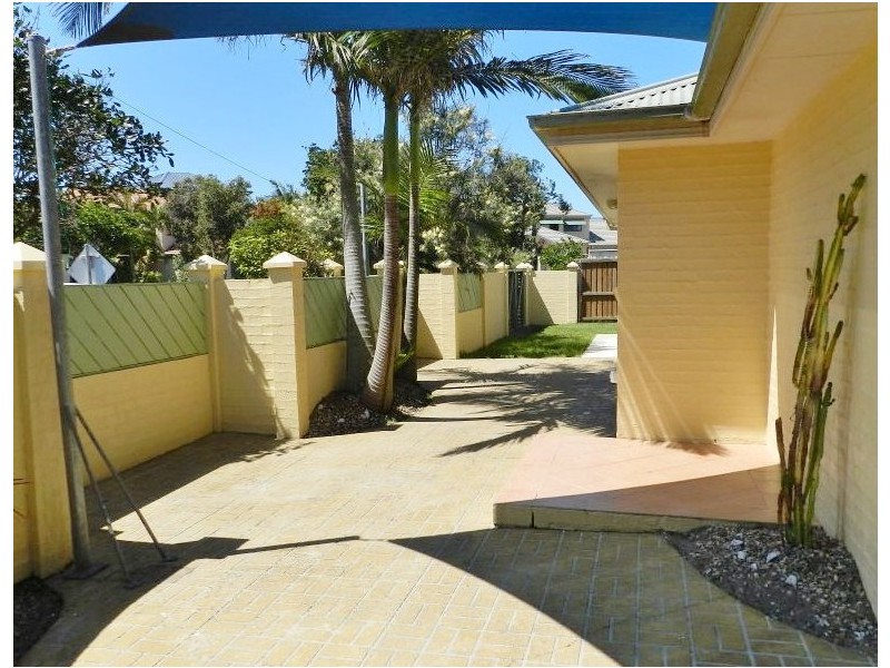 2 Nautilus Place, Yamba NSW 2464