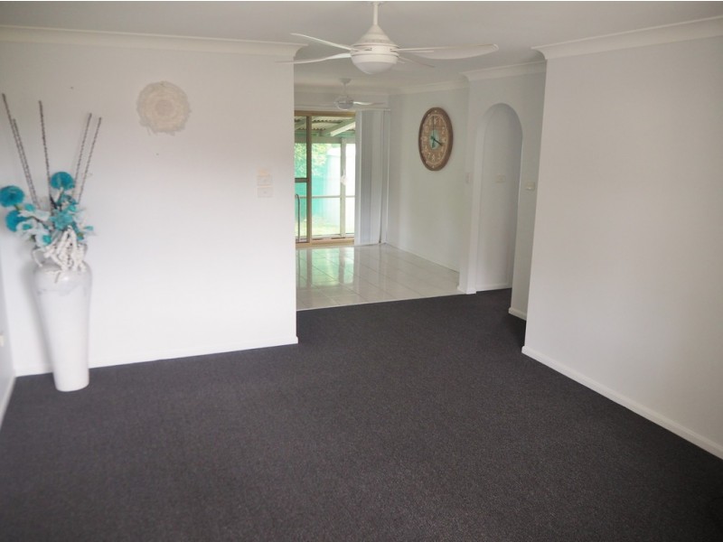 2/6 Park Avenue, Yamba NSW 2464