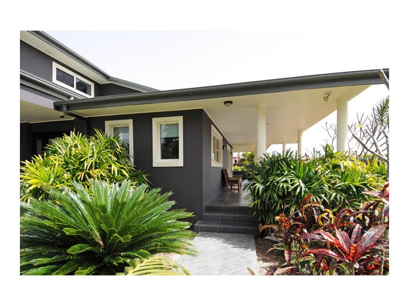 1/15B Shores Drive, Yamba NSW 2464