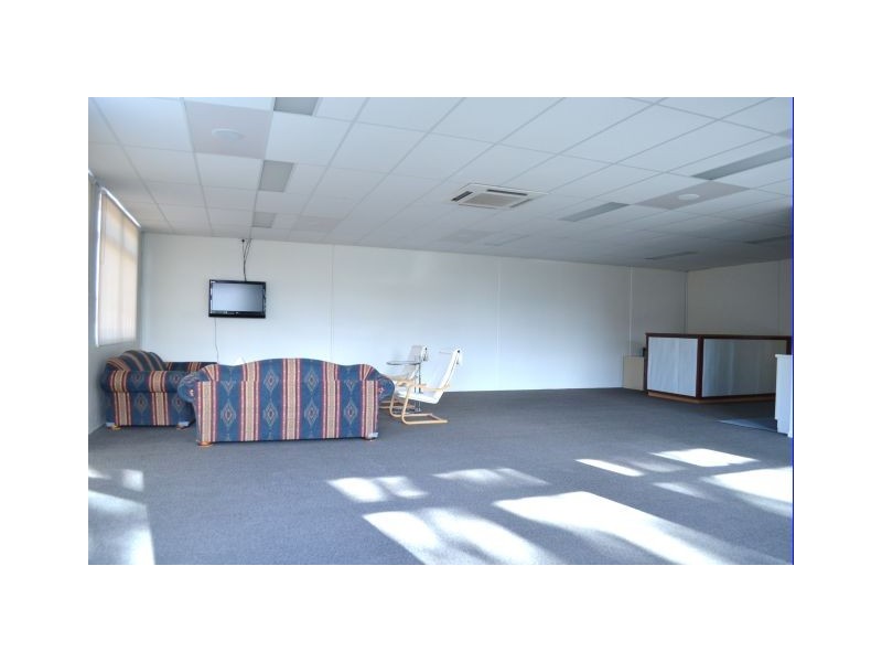 1/2 Yamba Street, Yamba NSW 2464