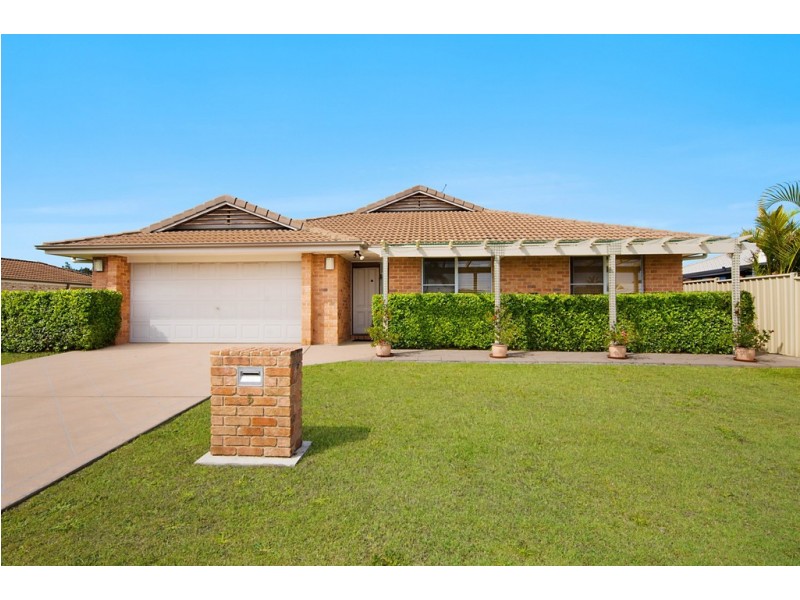 5 Harold Tory Drive, Yamba NSW 2464