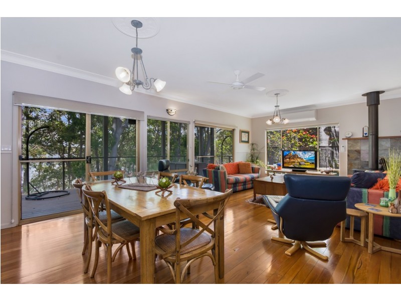 173 Lakes Boulevarde, Wooloweyah NSW 2464