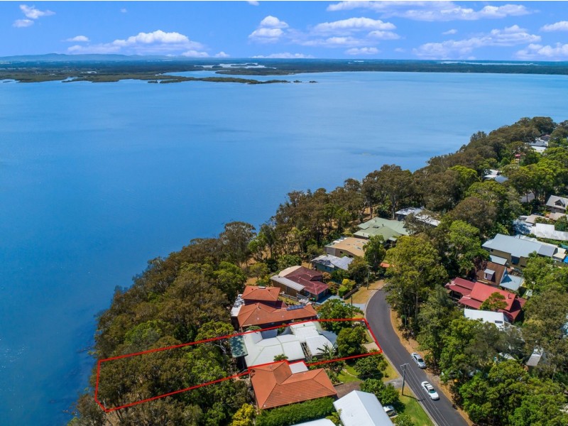 173 Lakes Boulevarde, Wooloweyah NSW 2464