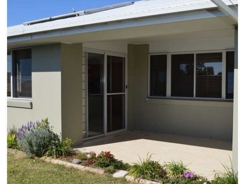 1/6  Bessy, Yamba NSW 2464