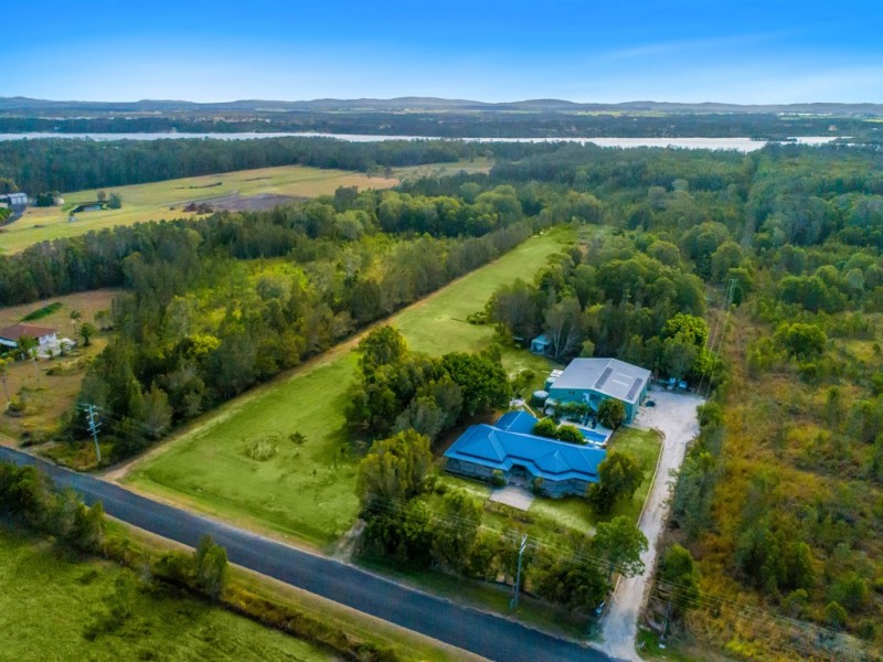 104 Carrs Drive, Yamba NSW 2464