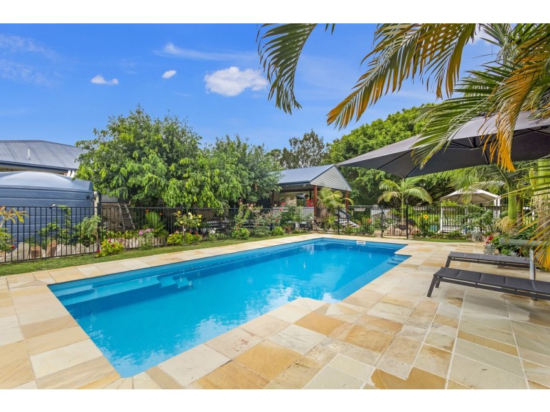 104 Carrs Drive, Yamba NSW 2464