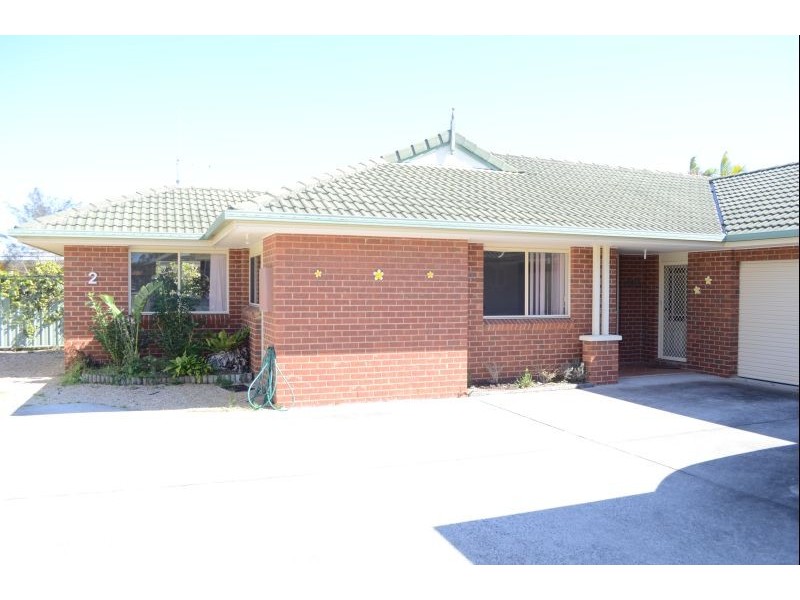 2/6 Daring Cl, Yamba NSW 2464