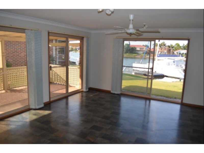 18 The Mainbrace, Yamba NSW 2464