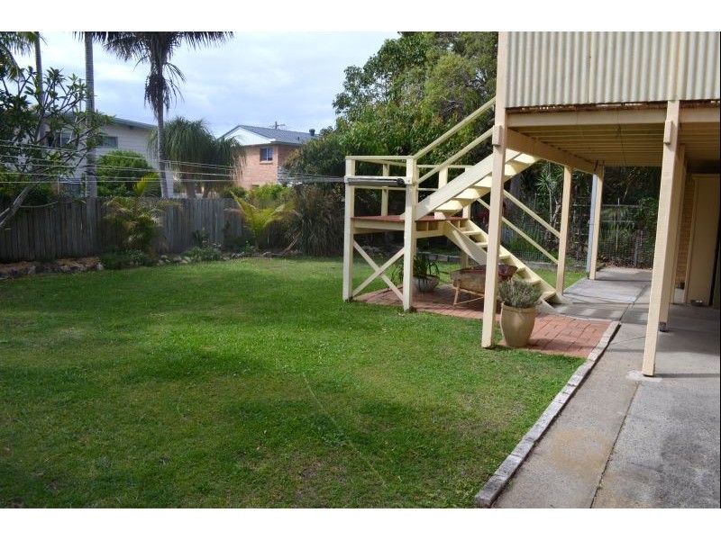 10 Golding Street, Yamba NSW 2464