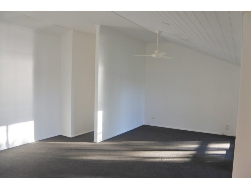 155 Lakes Boulevarde, Wooloweyah NSW 2464