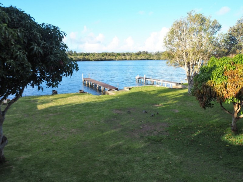 21 Oyster Channel, Micalo Island NSW 2464