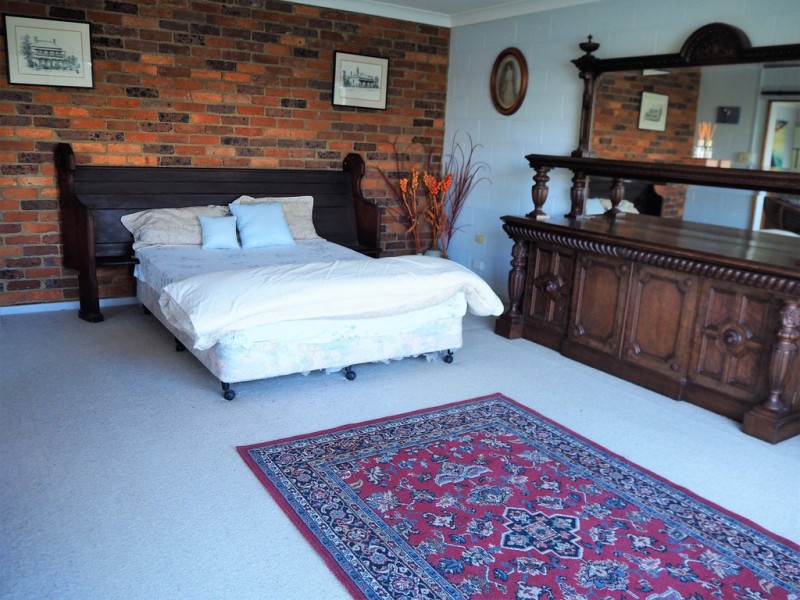 21 Oyster Channel, Micalo Island NSW 2464