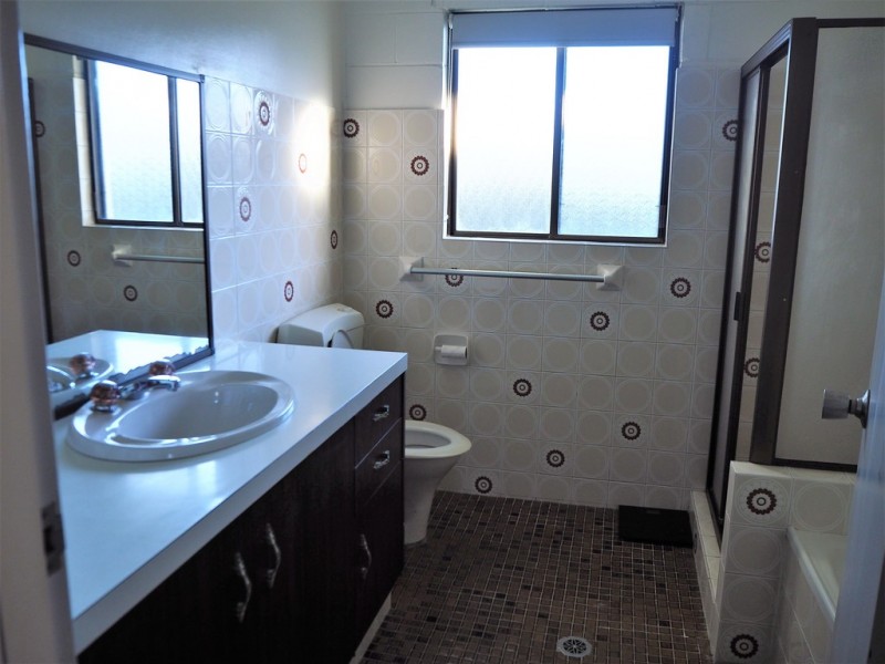 21 Oyster Channel, Micalo Island NSW 2464