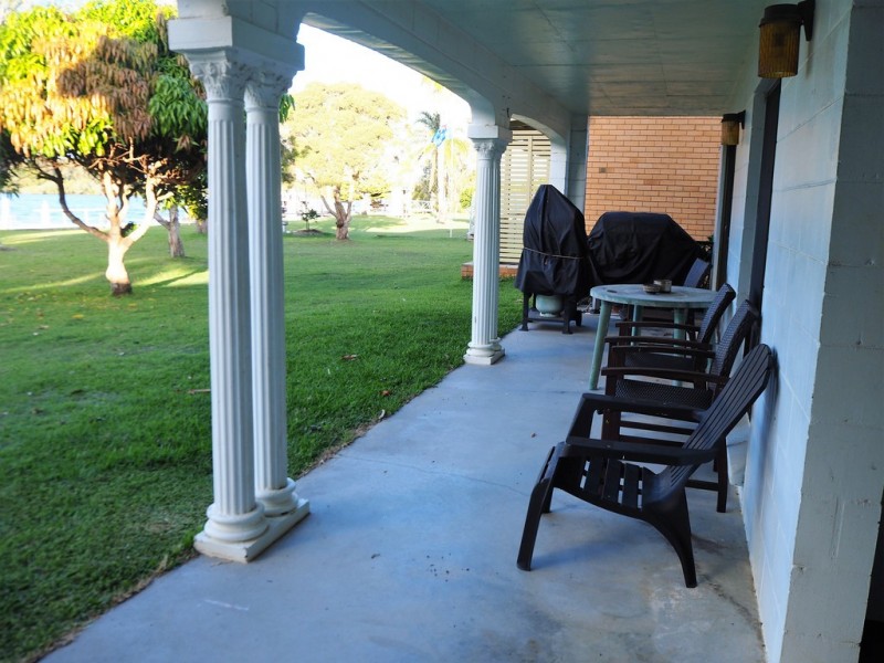 21 Oyster Channel, Micalo Island NSW 2464