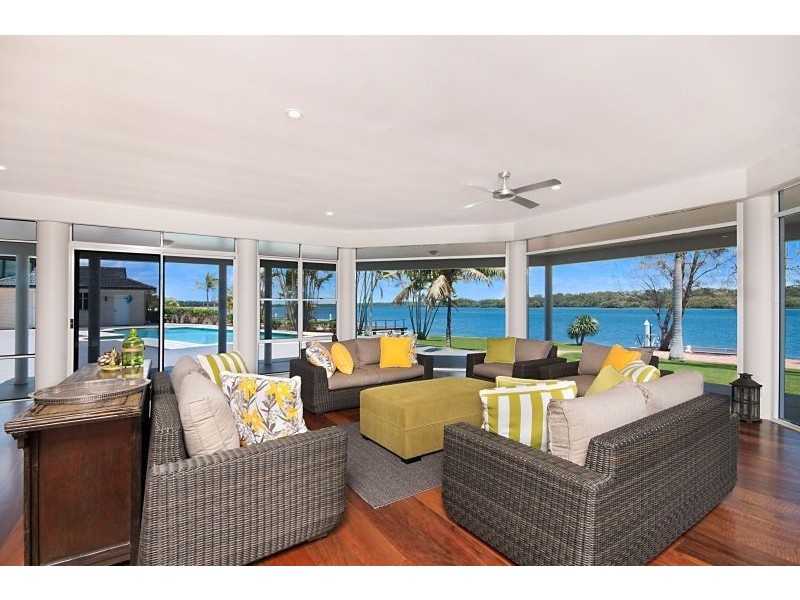 38 Palm Terrace, Yamba NSW 2464