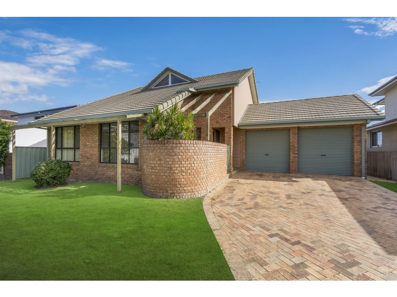 29 Melaleuca Drive, Yamba NSW 2464