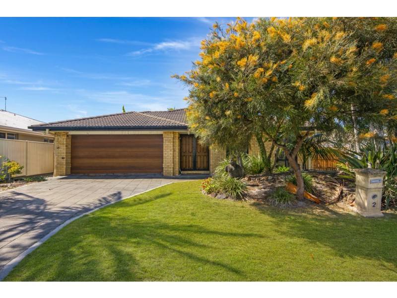 2 Flinders Place, Yamba NSW 2464