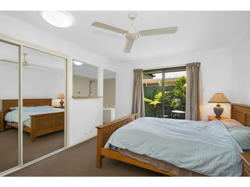 2 Flinders Place, Yamba NSW 2464