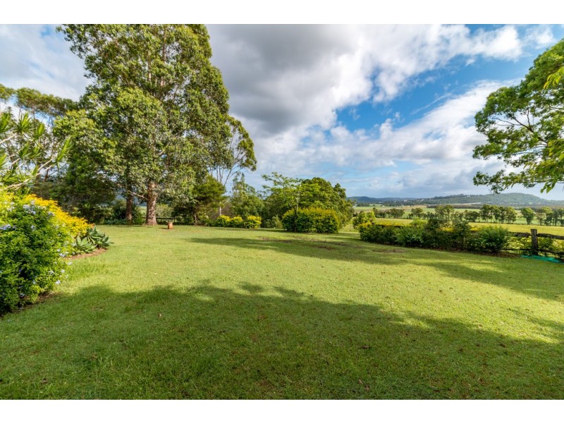 107 Clyde Essex Drive, Gulmarrad NSW 2463