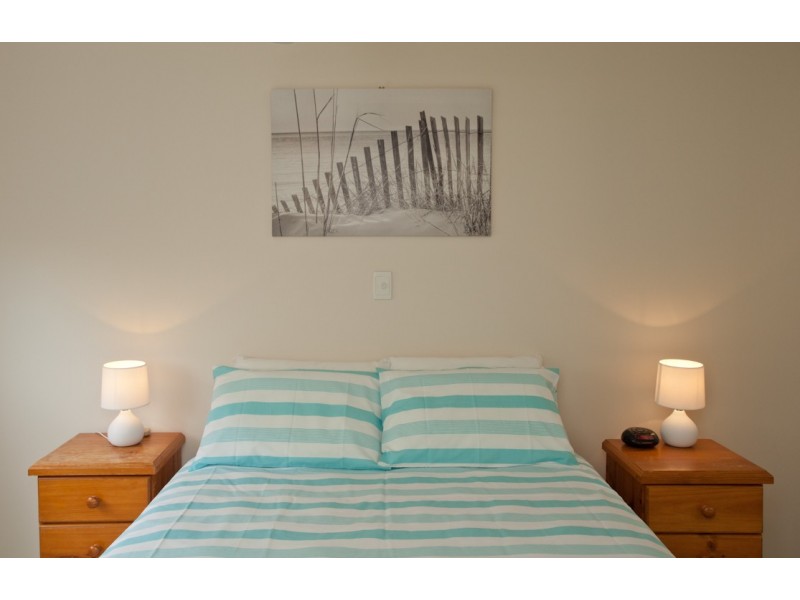 2/8 Beachside Way, Yamba NSW 2464