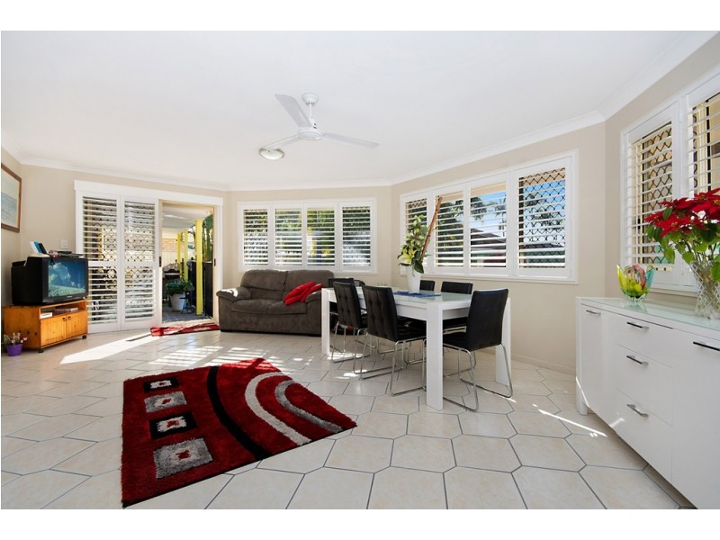 8 Witonga Drive, Yamba NSW 2464