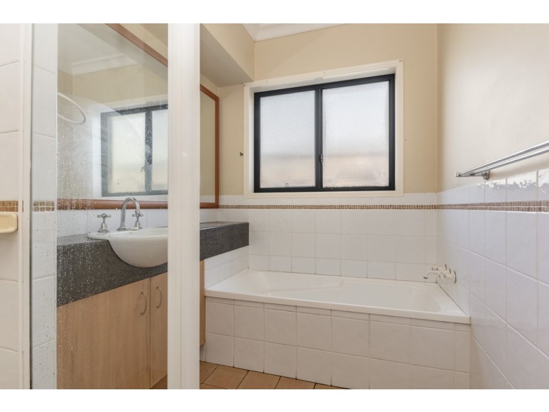 22 Oceania Court, Yamba NSW 2464