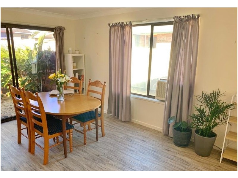 1/12 Cook Street, Yamba NSW 2464