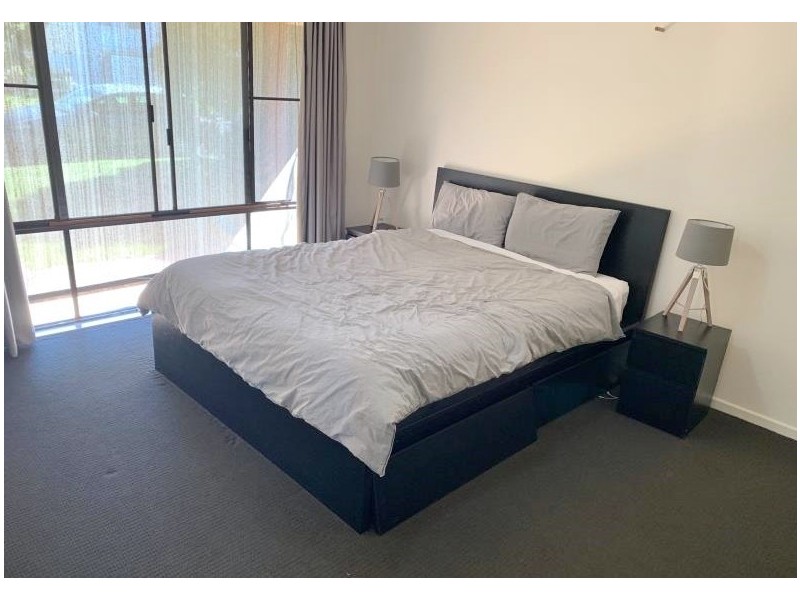 1/12 Cook Street, Yamba NSW 2464