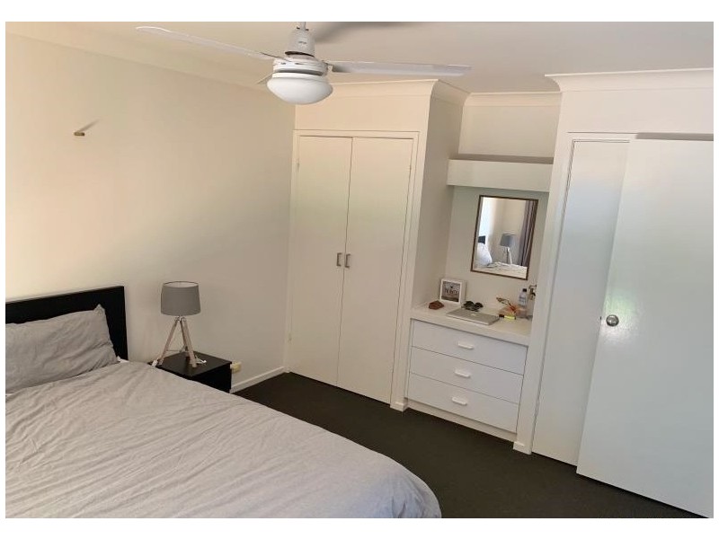 1/12 Cook Street, Yamba NSW 2464